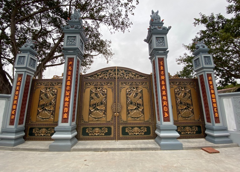 VILLAGE-GATE- BAC-NINH